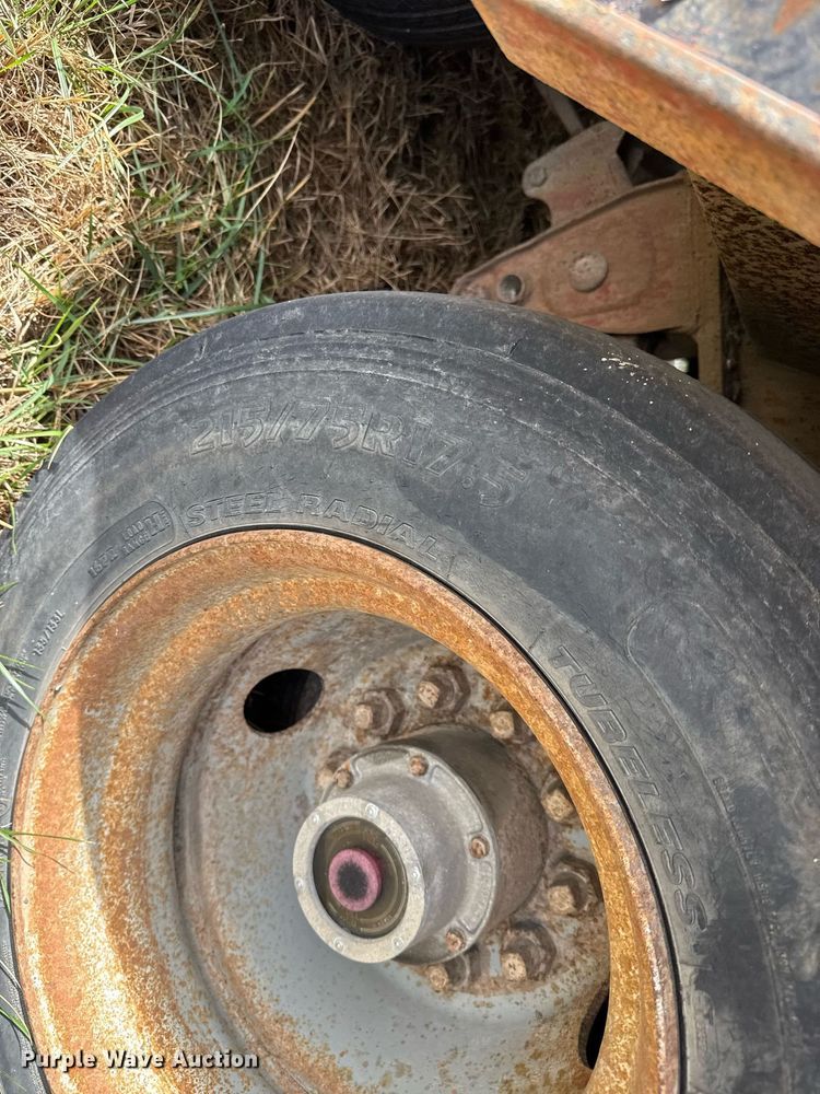 image for item EQ1235 1998 Belshe  T10 equipment trailer and air compressor