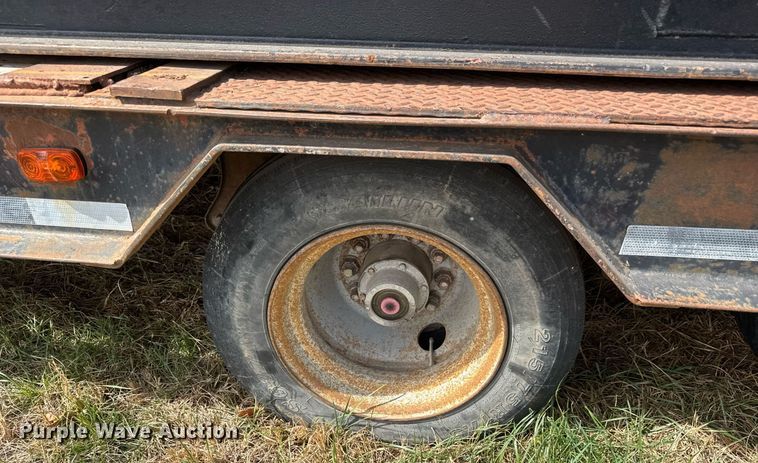 image for item EQ1235 1998 Belshe  T10 equipment trailer and air compressor