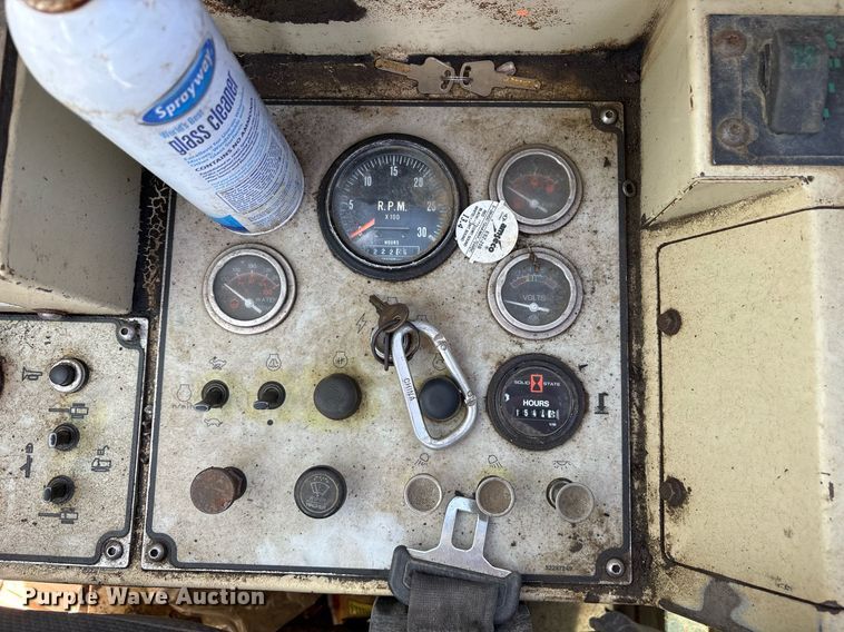 image for item OB9641 Ingersoll Rand ECM-680 crawler drill