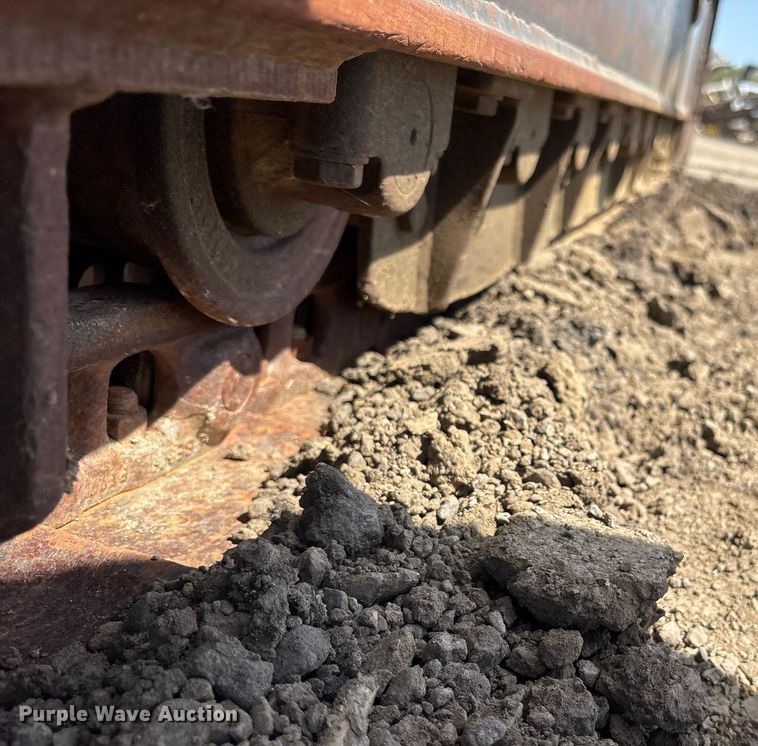 image for item OB9641 Ingersoll Rand ECM-680 crawler drill