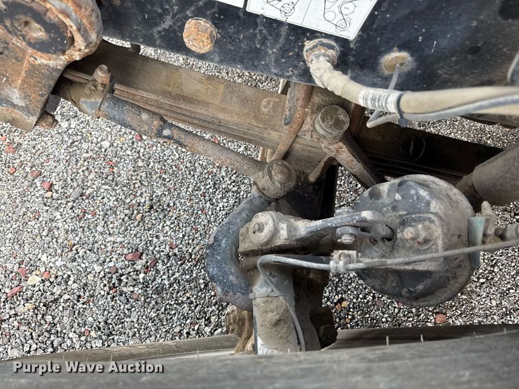 image for item OF9348 2005 Mack CV713 dump truck