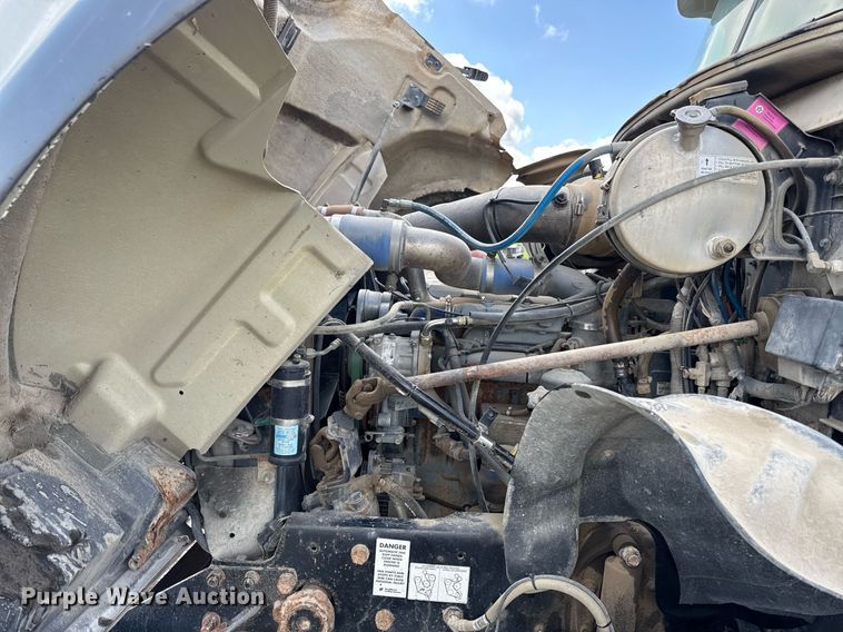 image for item OF9348 2005 Mack CV713 dump truck