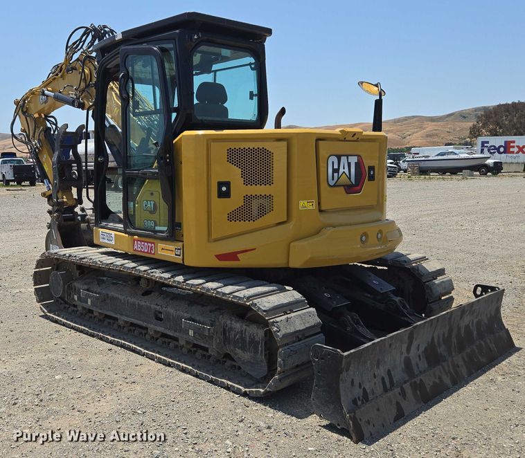 image for item YA0533 2022 Caterpillar 309CR excavator