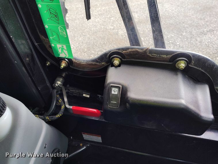 image for item YA0585 2022 ASV RT120 Forestry tracked skid steer loader