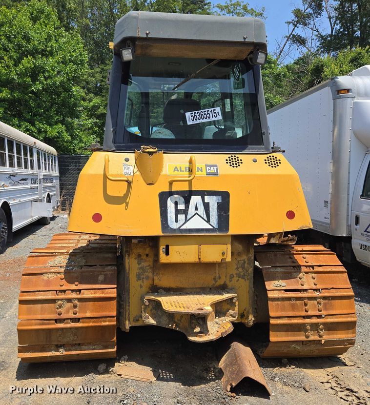 image for item YA0621 2008 Caterpillar D6K LGP dozer