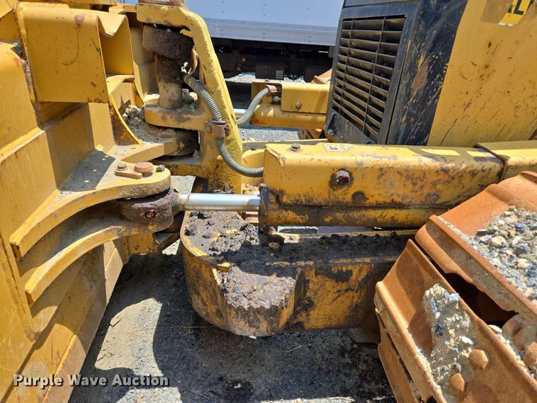 image for item YA0621 2008 Caterpillar D6K LGP dozer