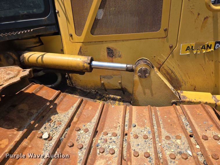 image for item YA0621 2008 Caterpillar D6K LGP dozer
