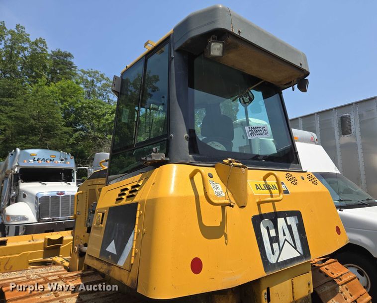 image for item YA0621 2008 Caterpillar D6K LGP dozer