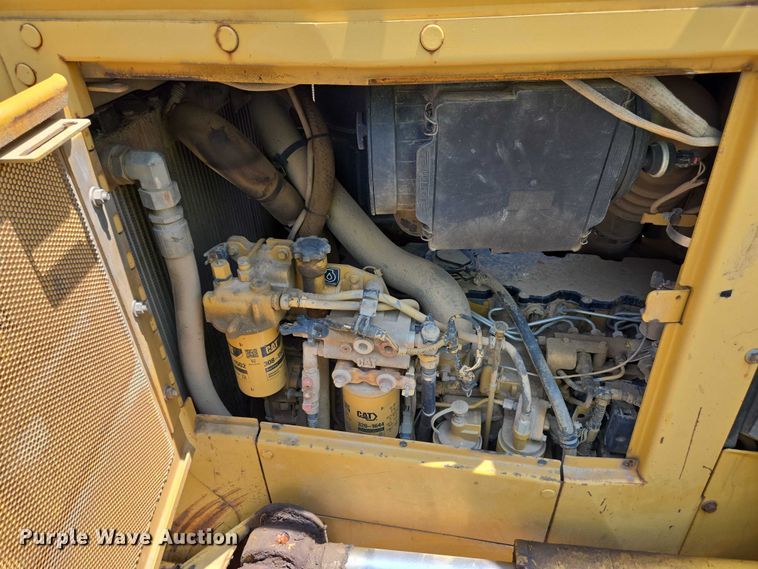 image for item YA0621 2008 Caterpillar D6K LGP dozer