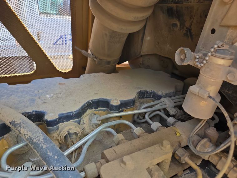 image for item YA0621 2008 Caterpillar D6K LGP dozer