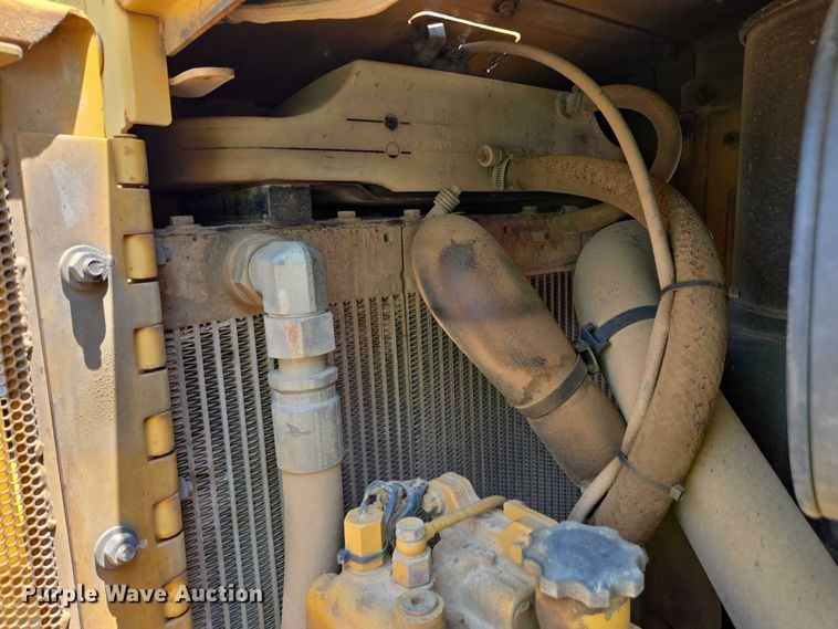 image for item YA0621 2008 Caterpillar D6K LGP dozer