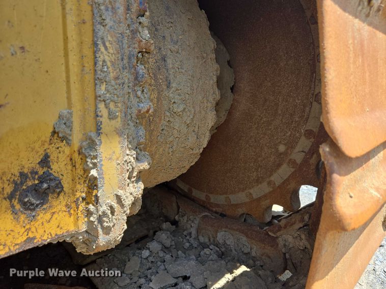 image for item YA0621 2008 Caterpillar D6K LGP dozer