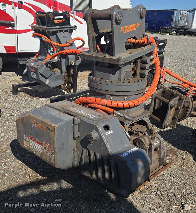 image for item YA0623 2022 Ryans Equipment excavator grapple chain saw