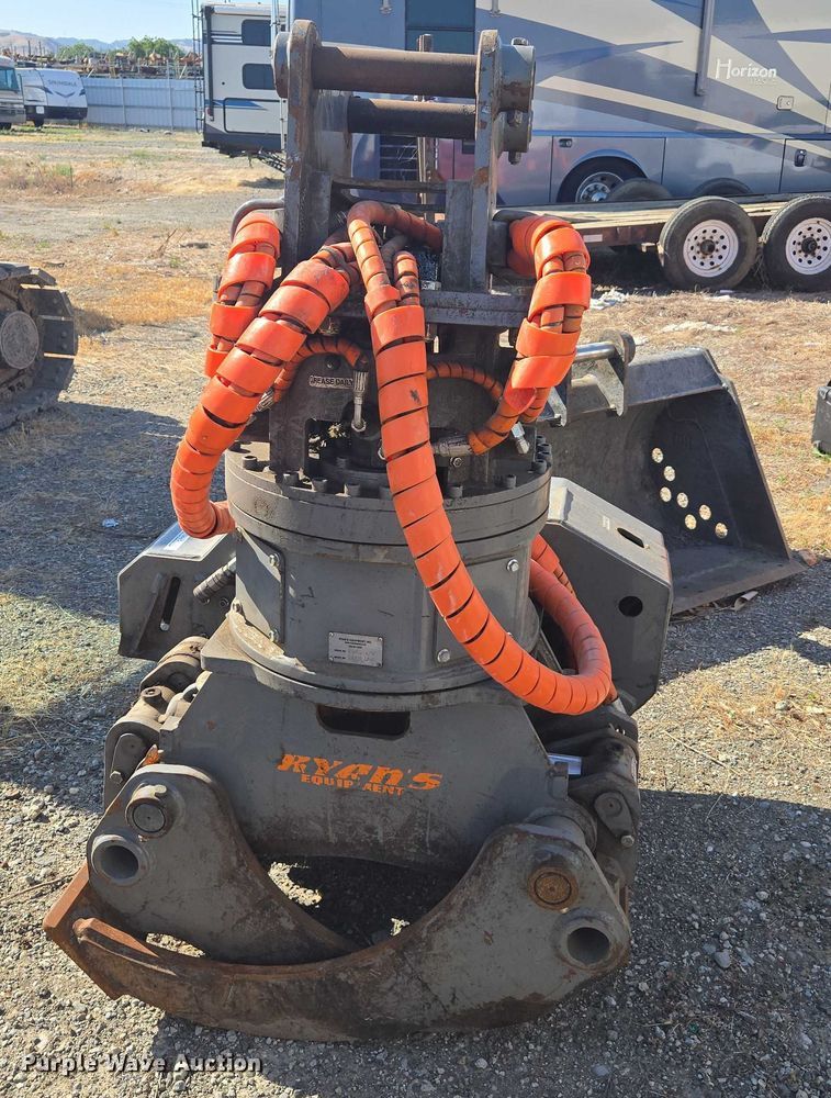 image for item YA0623 2022 Ryans Equipment excavator grapple chain saw