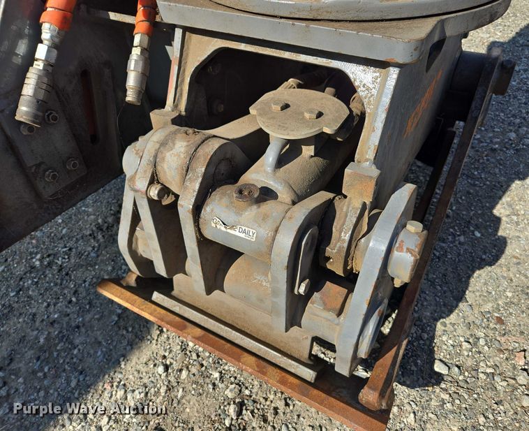 image for item YA0623 2022 Ryans Equipment excavator grapple chain saw