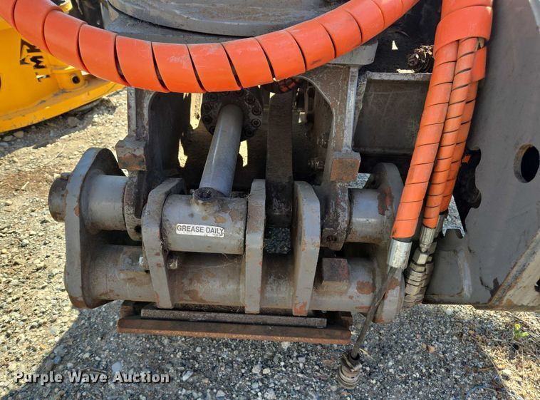 image for item YA0623 2022 Ryans Equipment excavator grapple chain saw