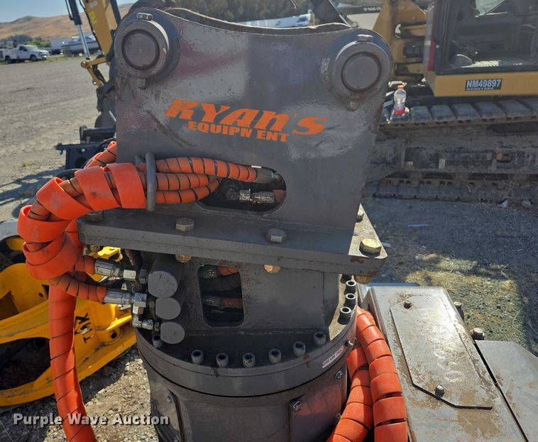 image for item YA0623 2022 Ryans Equipment excavator grapple chain saw