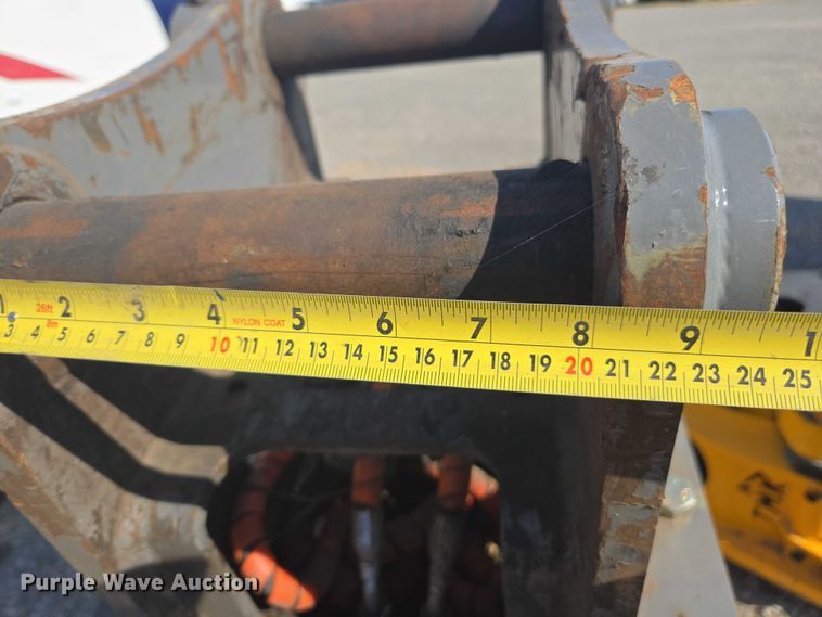 image for item YA0623 2022 Ryans Equipment excavator grapple chain saw