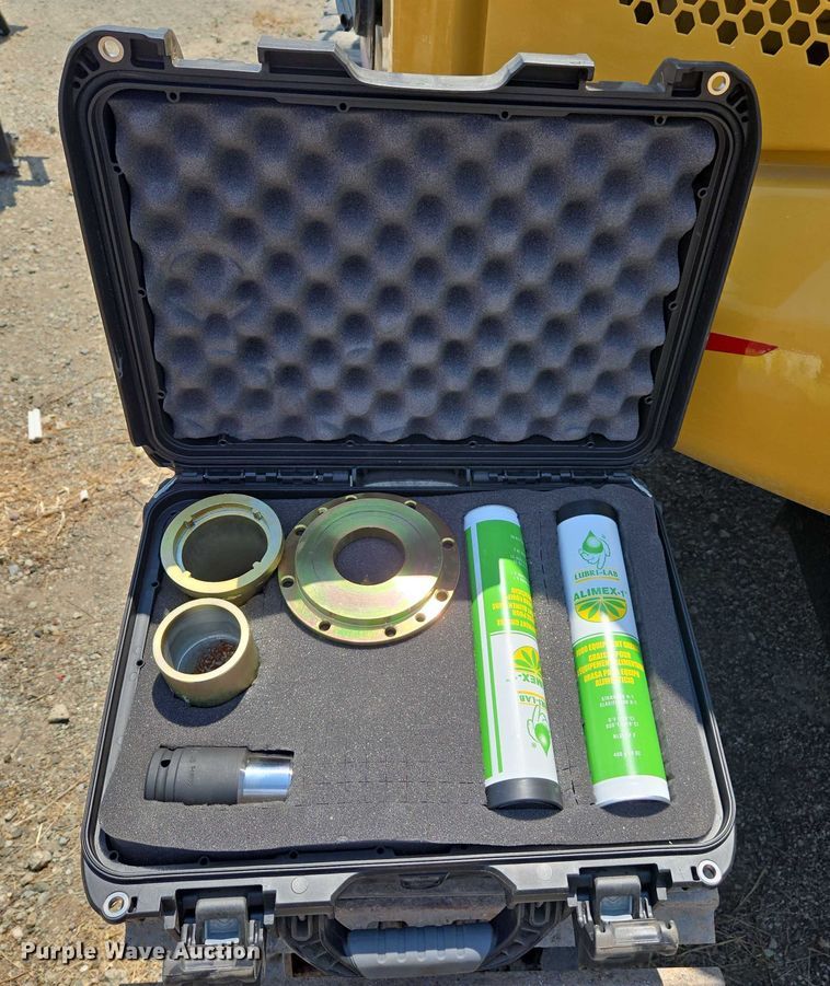 image for item YA0624 2021 Caterpillar HMF210 excavator flail mower