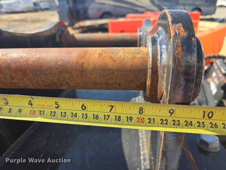 image for item YA0626 Ryans Equipment 510 excavator stump grinder