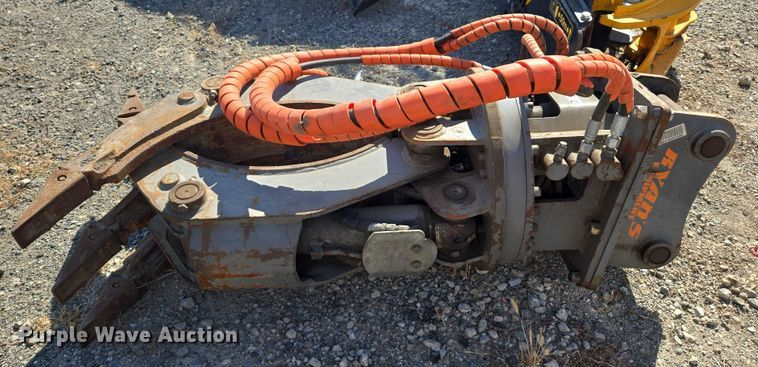 image for item YA0628 2022 Ryans Equipment excavator grapple