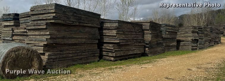 image for item ZA0650 (15) crane mats 