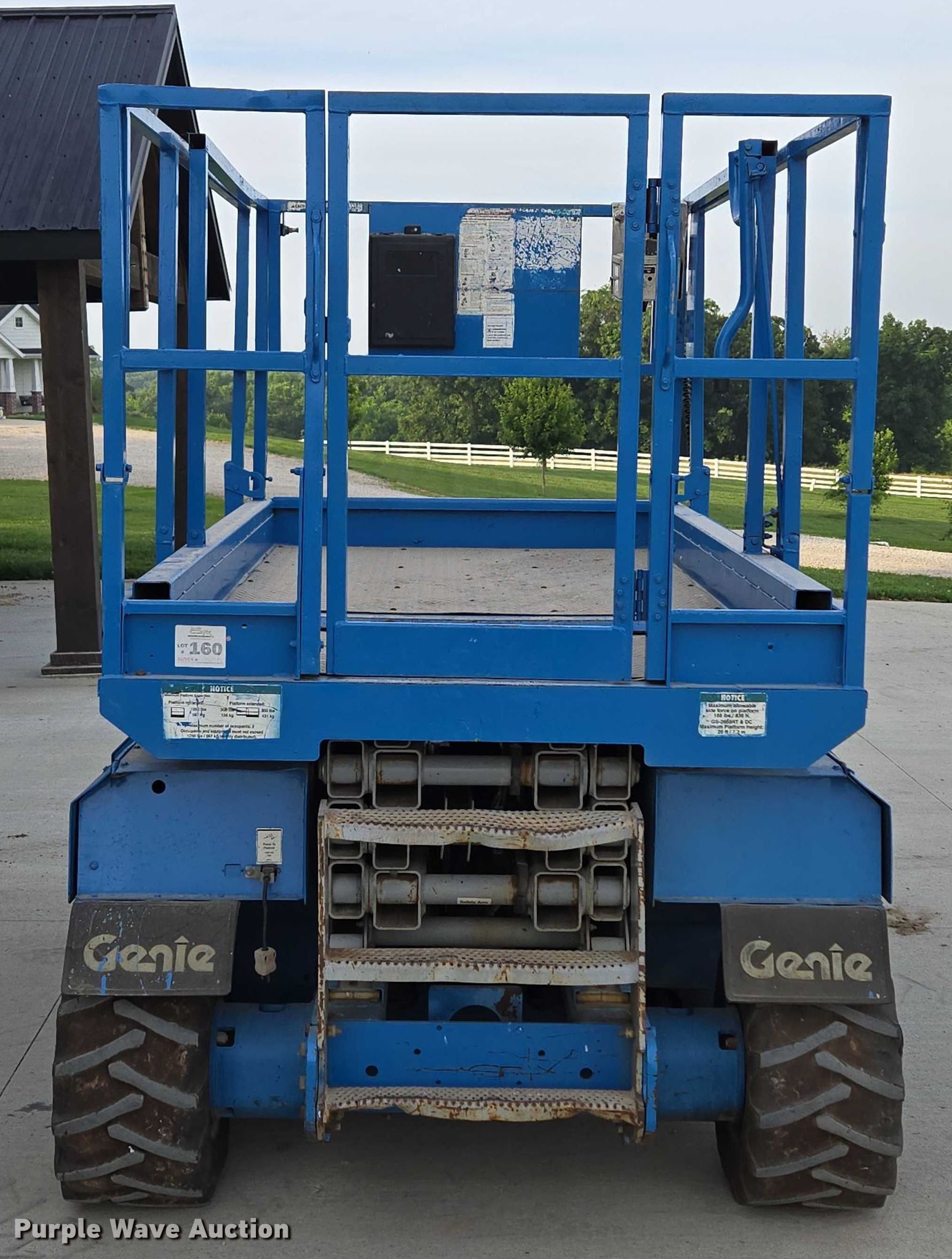 2000 Genie GS-2668 RT scissor lift in Stanberry, MO | Item