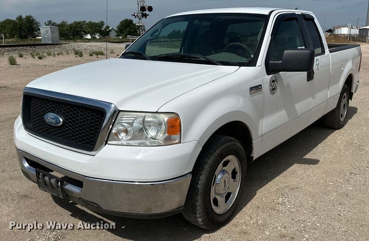 image for item DF8557 2007 Ford F150 SuperCab pickup truck