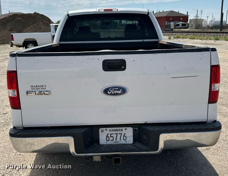 image for item DF8557 2007 Ford F150 SuperCab pickup truck