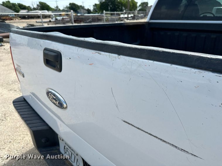 image for item DF8557 2007 Ford F150 SuperCab pickup truck