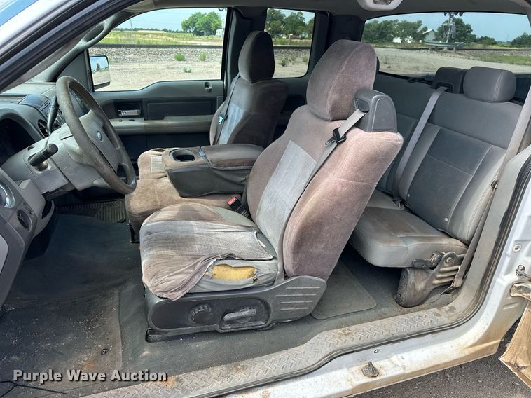 image for item DF8557 2007 Ford F150 SuperCab pickup truck