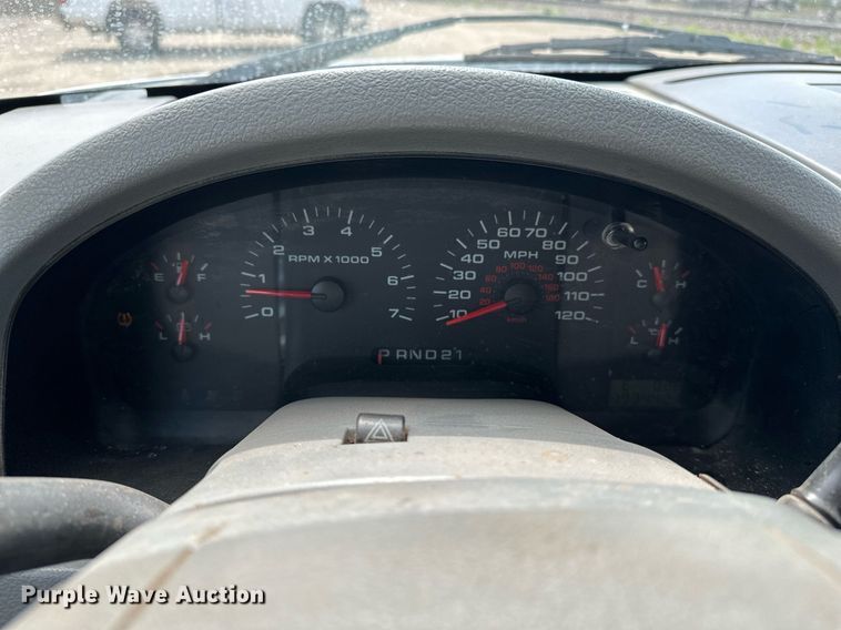 image for item DF8557 2007 Ford F150 SuperCab pickup truck