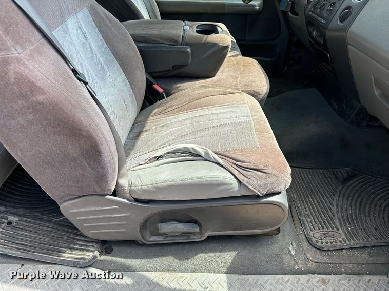 image for item DF8557 2007 Ford F150 SuperCab pickup truck