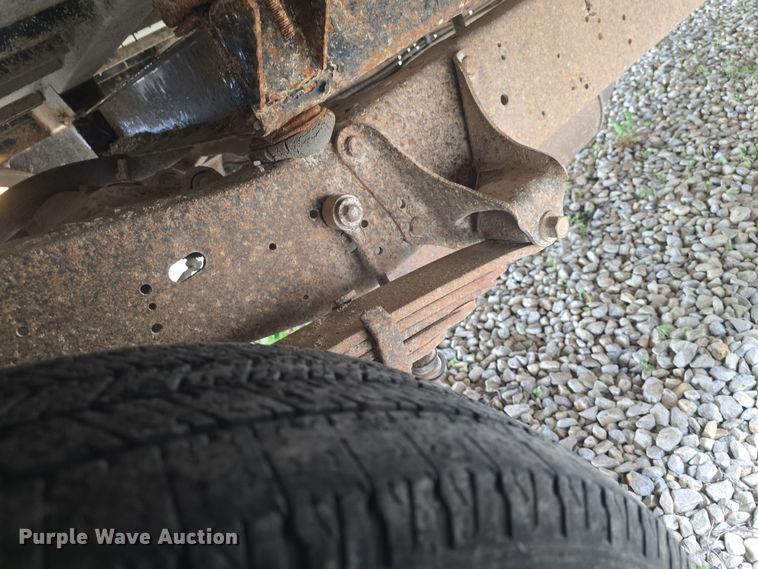 image for item DO7938 2006 Ford E450 Super Duty school bus