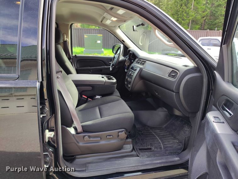 image for item DP5000 2012 Chevrolet Tahoe Police SUV