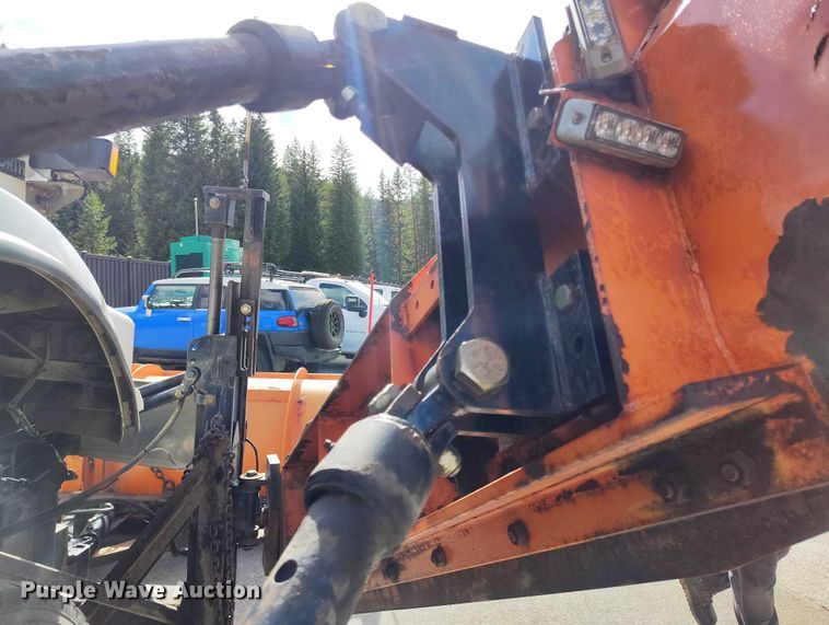 image for item DP5001 2009 Kenworth T800 spreader truck