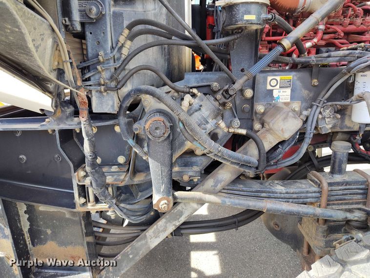 image for item DP5001 2009 Kenworth T800 spreader truck