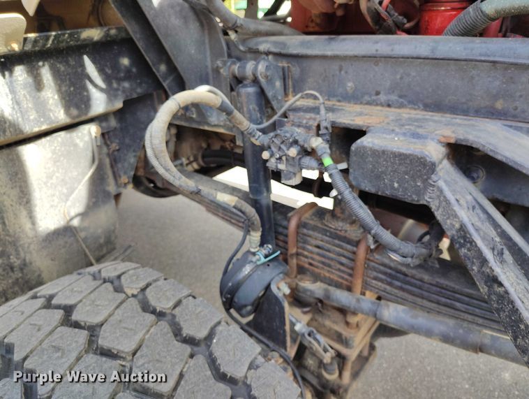 image for item DP5001 2009 Kenworth T800 spreader truck