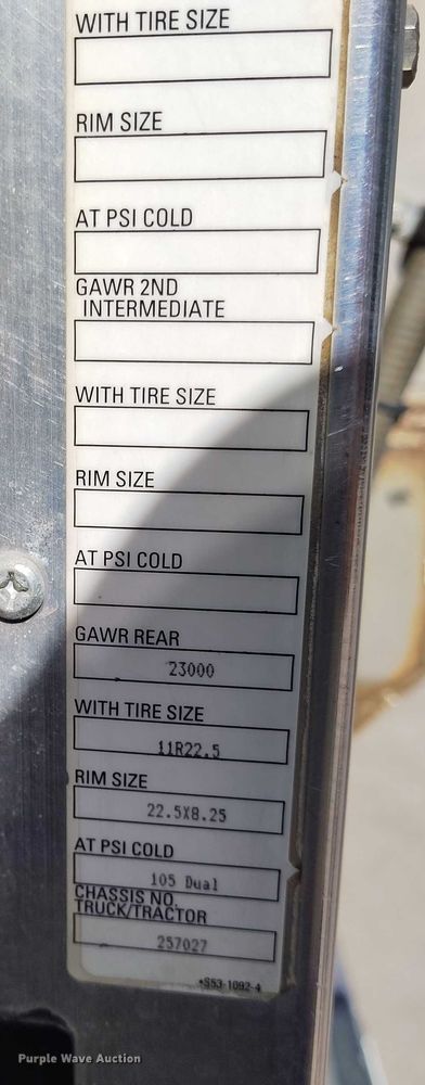 image for item DP5001 2009 Kenworth T800 spreader truck