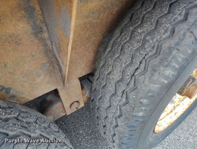 image for item DP5002 1993 Butler tilt deck utility trailer