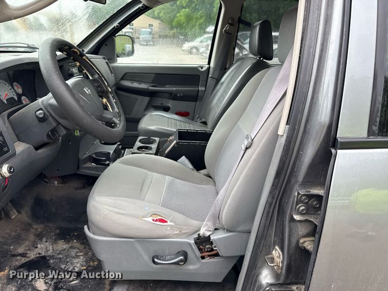 image for item DR2781 2007 Dodge Ram 1500 Quad Cab pickup truck