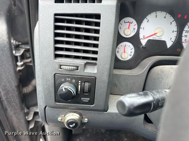 image for item DR2781 2007 Dodge Ram 1500 Quad Cab pickup truck