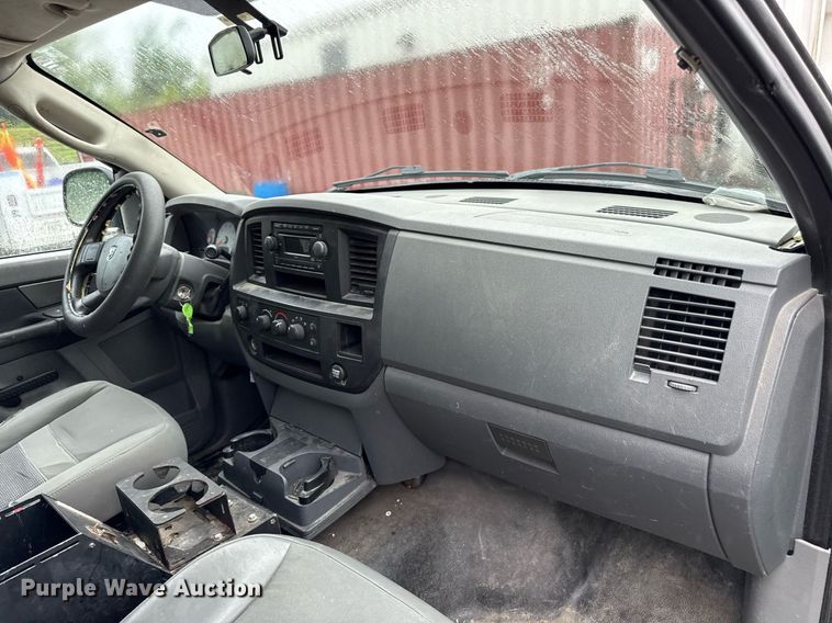 image for item DR2781 2007 Dodge Ram 1500 Quad Cab pickup truck