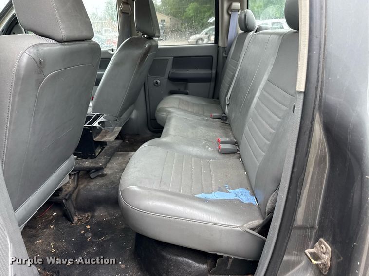 image for item DR2781 2007 Dodge Ram 1500 Quad Cab pickup truck