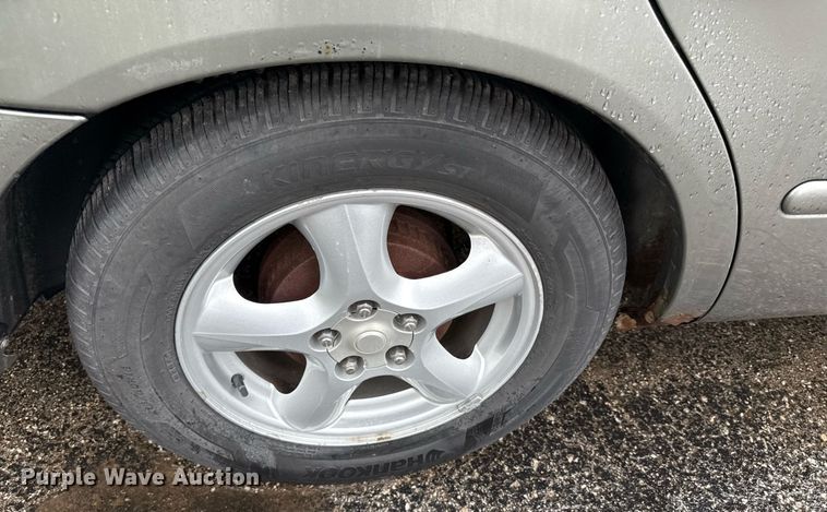 image for item DR2782 2002 Ford Taraus 