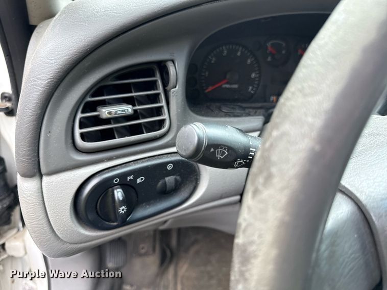 image for item DR2783 2004 Ford Taurus 