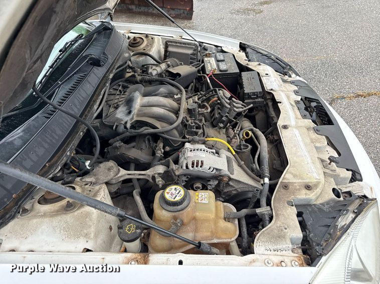 image for item DR2783 2004 Ford Taurus 