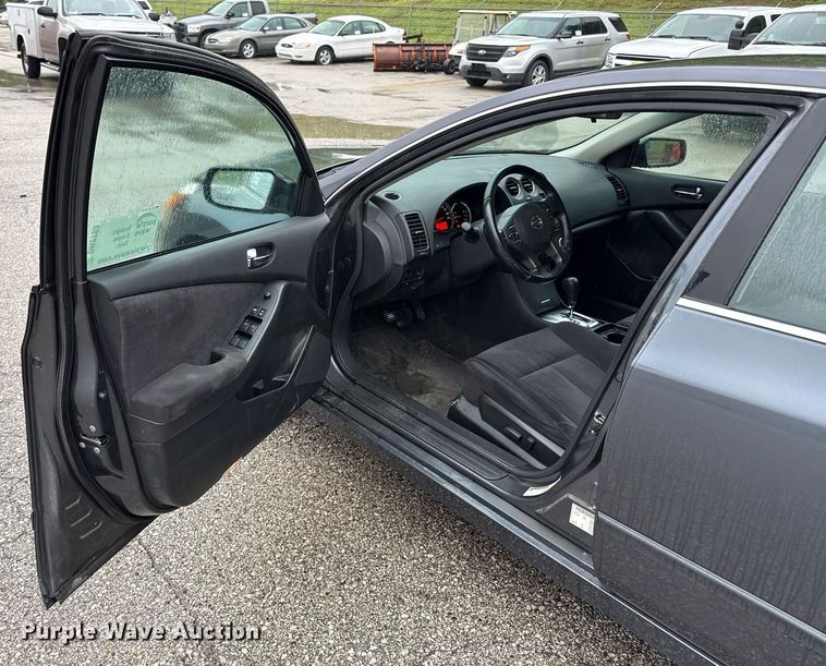 image for item DR2788 2010 Nissan Altima 