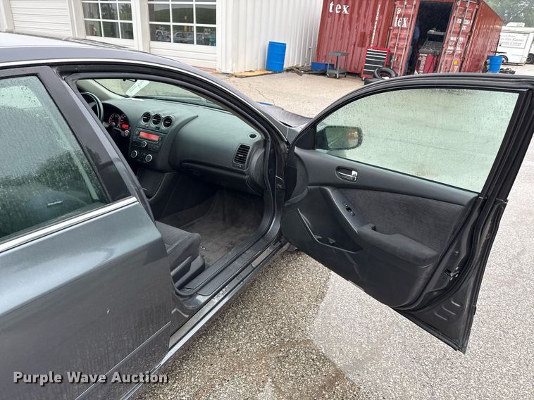 image for item DR2788 2010 Nissan Altima 