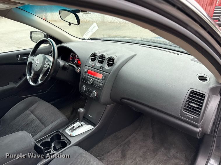 image for item DR2788 2010 Nissan Altima 